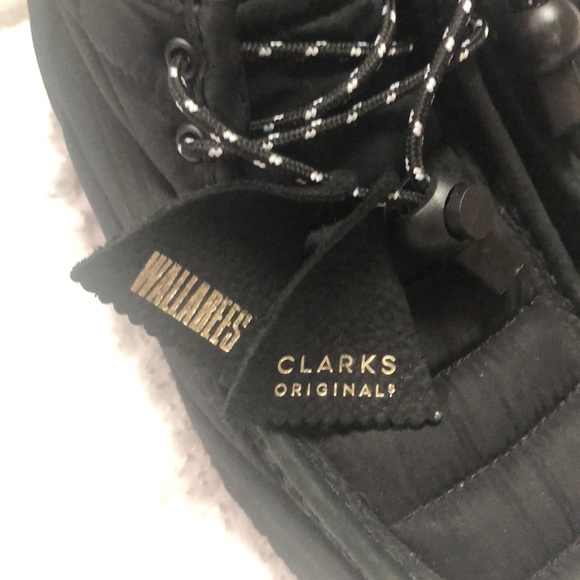 Clarks Wallabee Black Quilted Boots size 10 - Picture 3 of 12